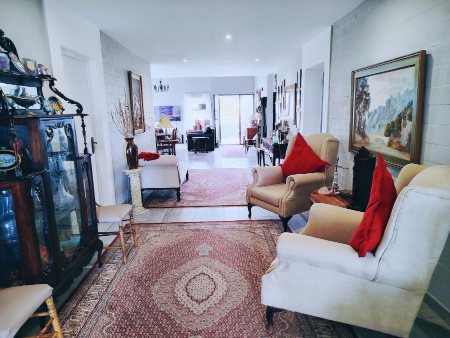 4 Bedroom Property for Sale in Shelley Point Western Cape